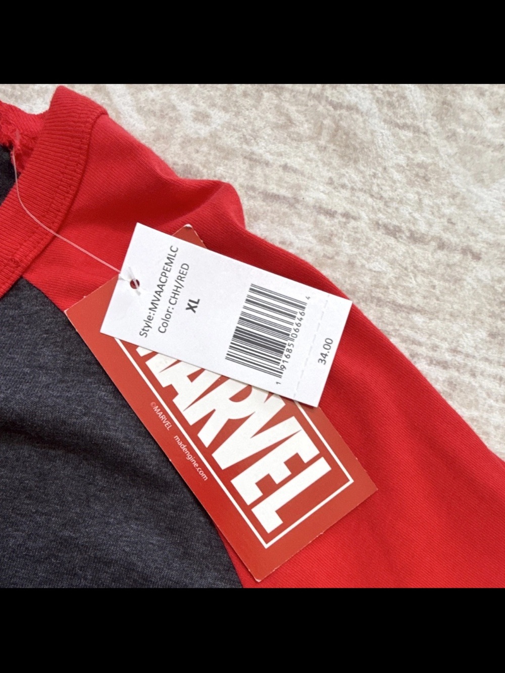 Marvel Captain America Shield Graphic Raglan Long Sleeve Red/Black Men’s XL NWT - Picture 4 of 4